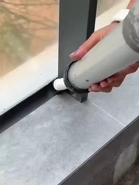 How to Use Silicone Sealant for Window Installation?